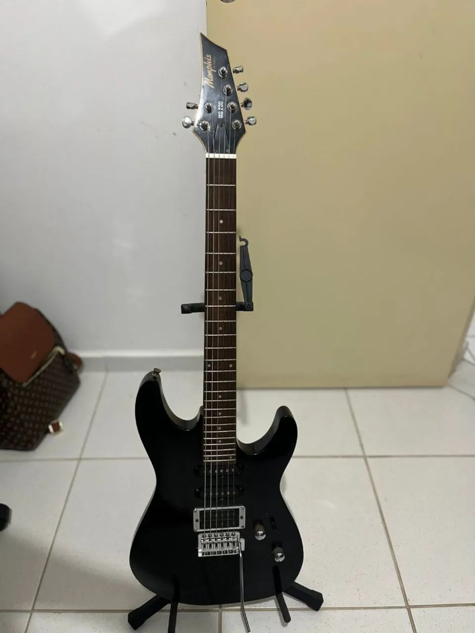 Vendo guitarra menphys by tagima - Foto 4