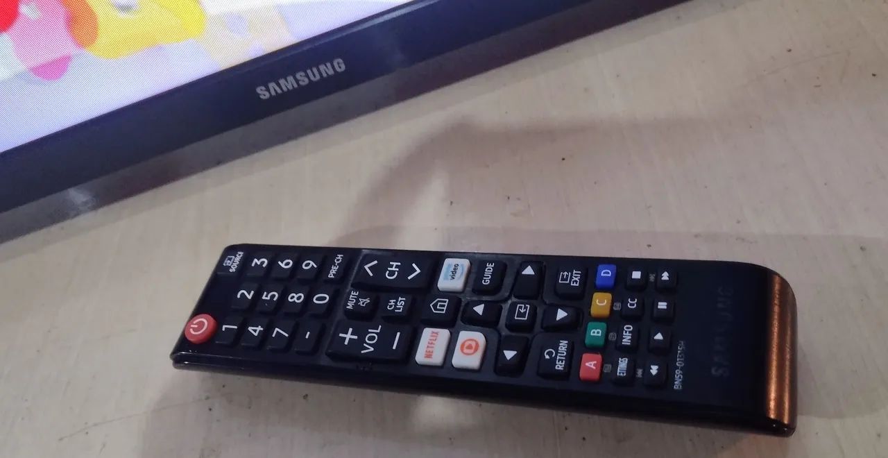 Tv Smart Samsung 32 semi nova  - Foto 3