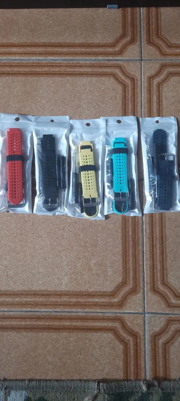 Pulseiras Garmin 235. R$ 20 CADA.