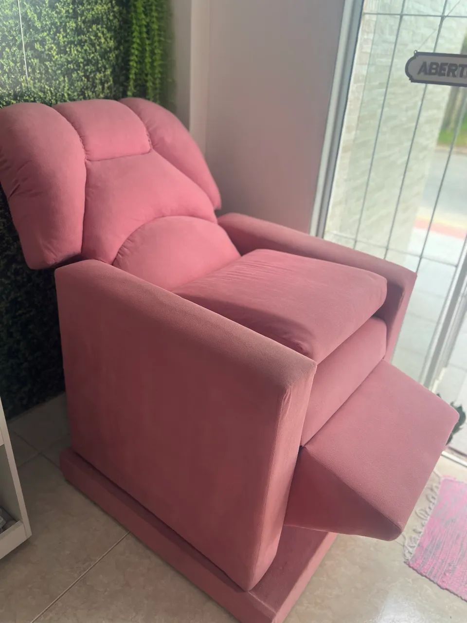 Poltrona rosa 417563047217090560