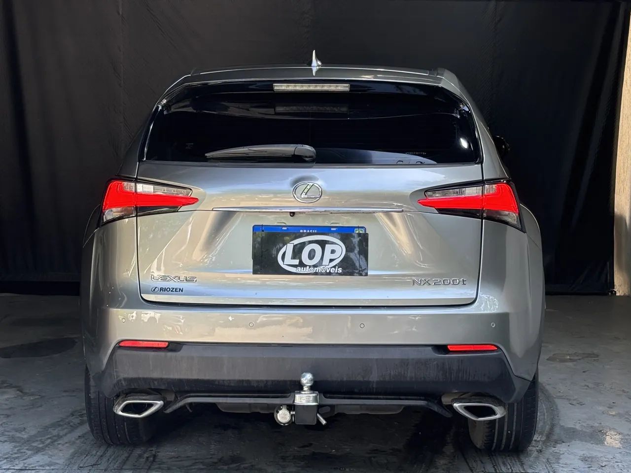 Lexus NX-200t F-sport 2.0 16V 238cv Aut., foto 7 de 10