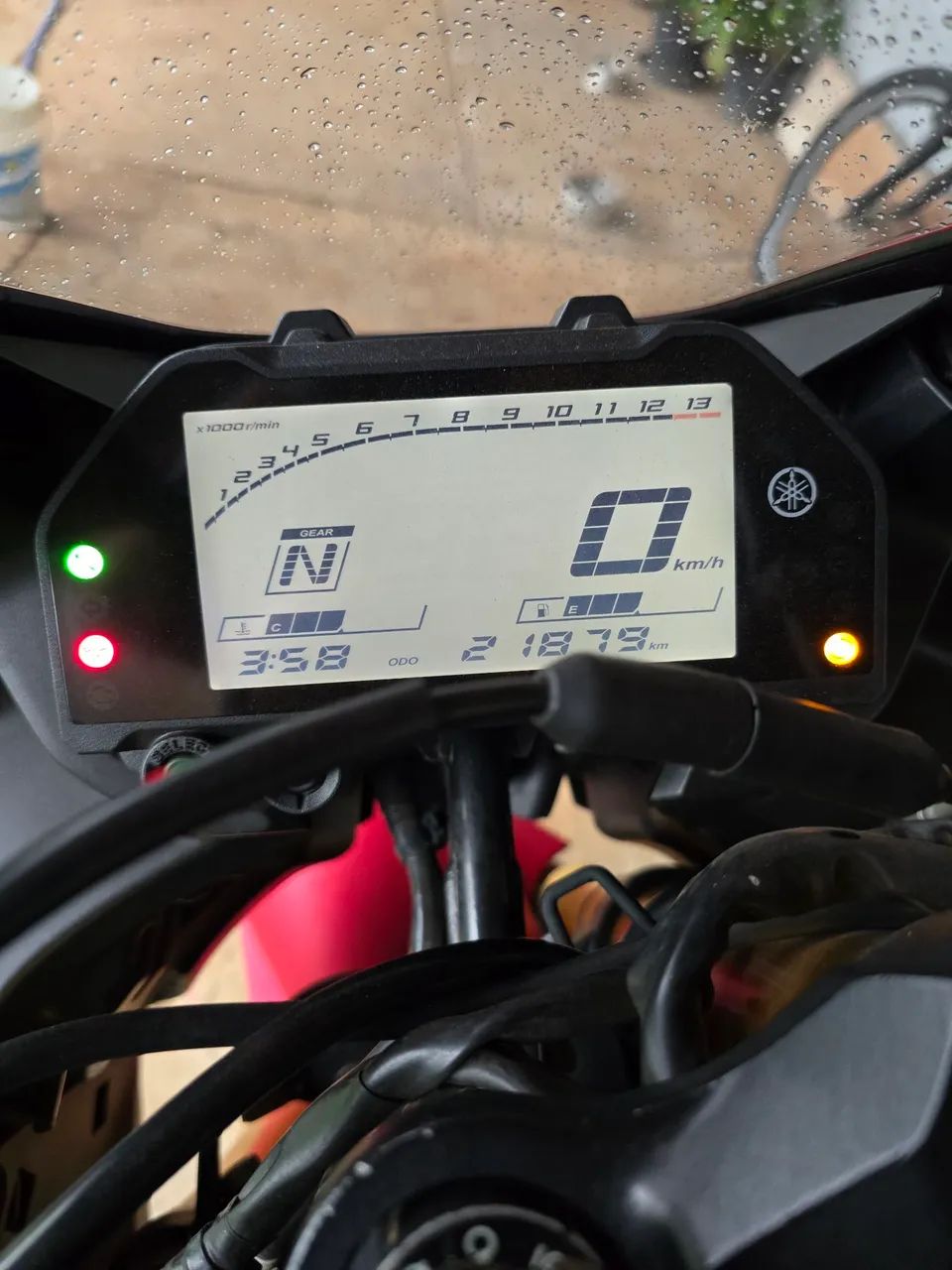 Yamaha R3 - Foto 5