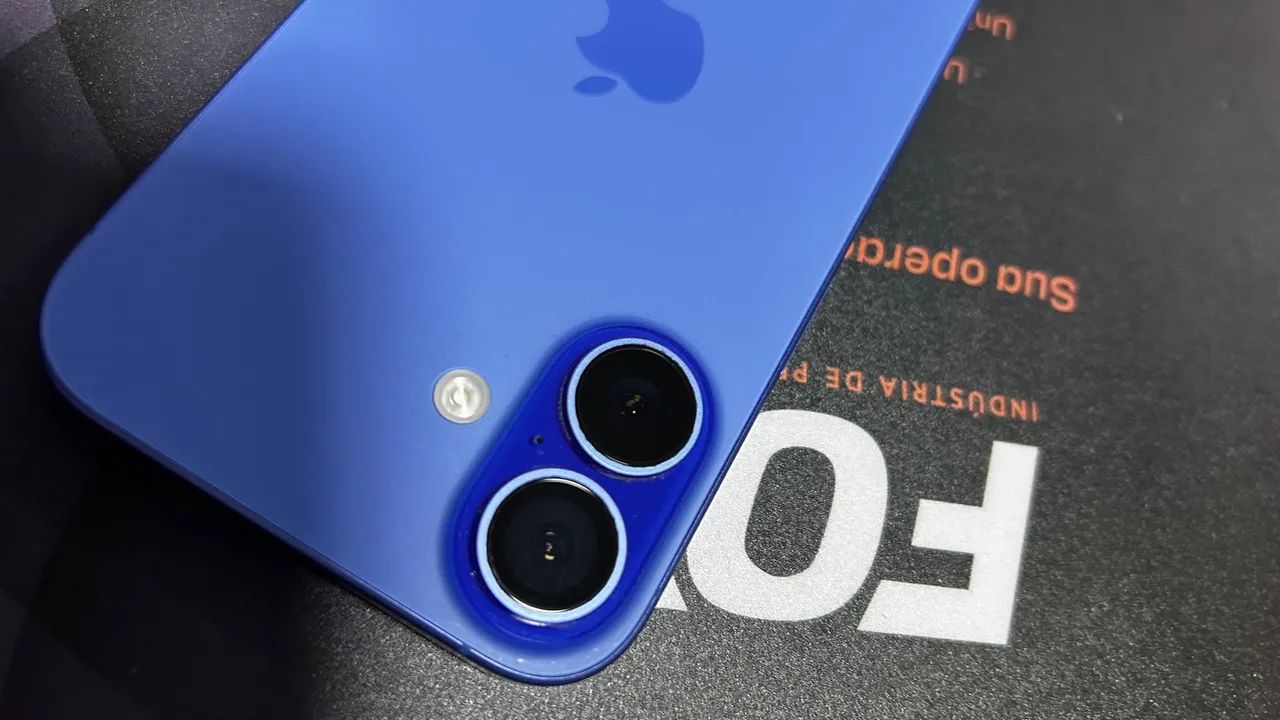 ? Vendo iPhone 16 128GB com 10 meses de uso. - Foto 3