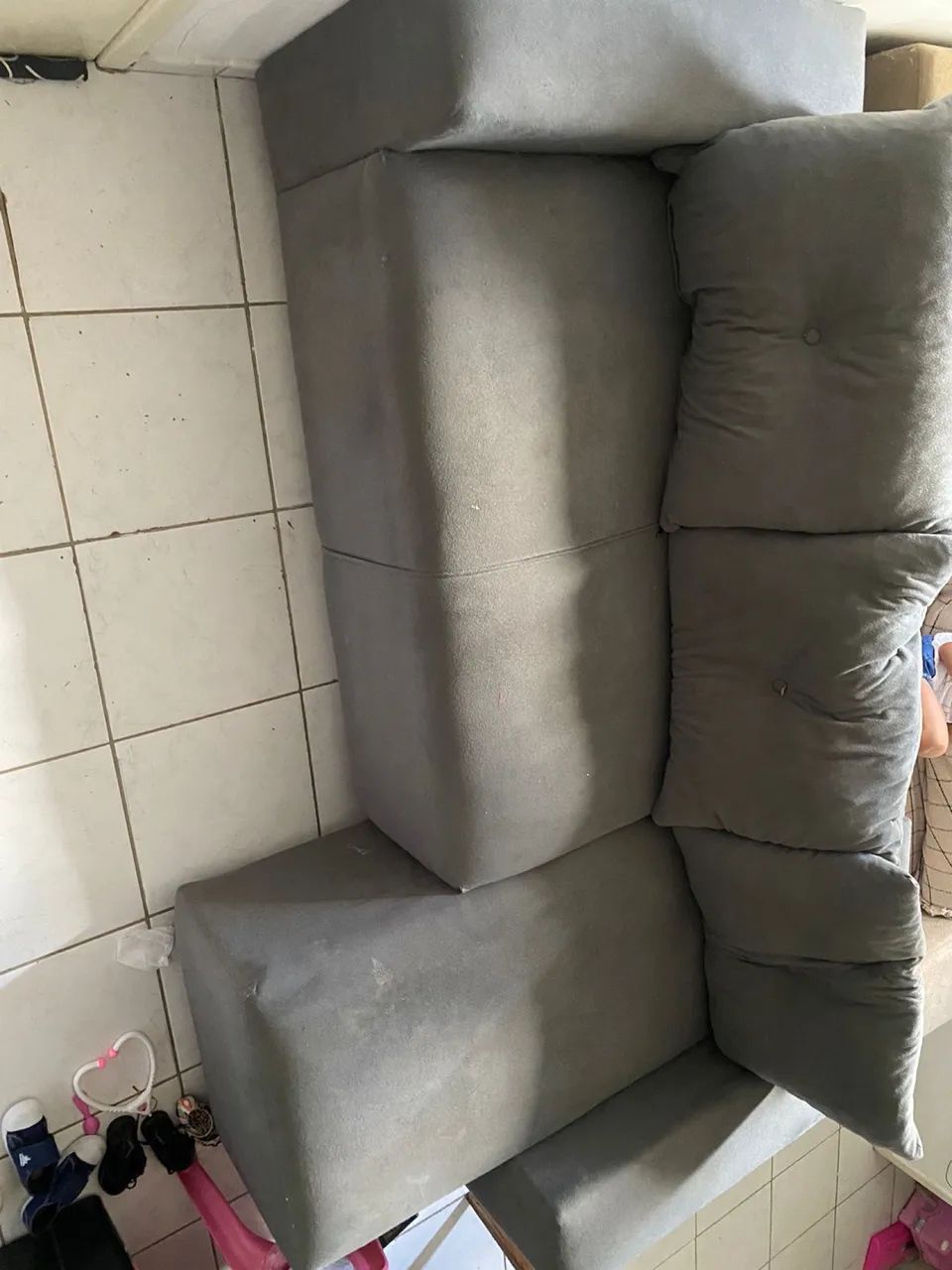 Sofa de 3 lugares pequeno