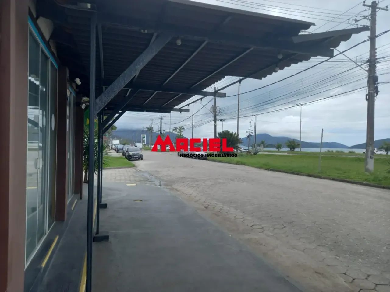 ÓTIMO PONTO COMERCIAL, FUNCIONAVA UMA PIZZARIA E LANCHONETE - Foto 2