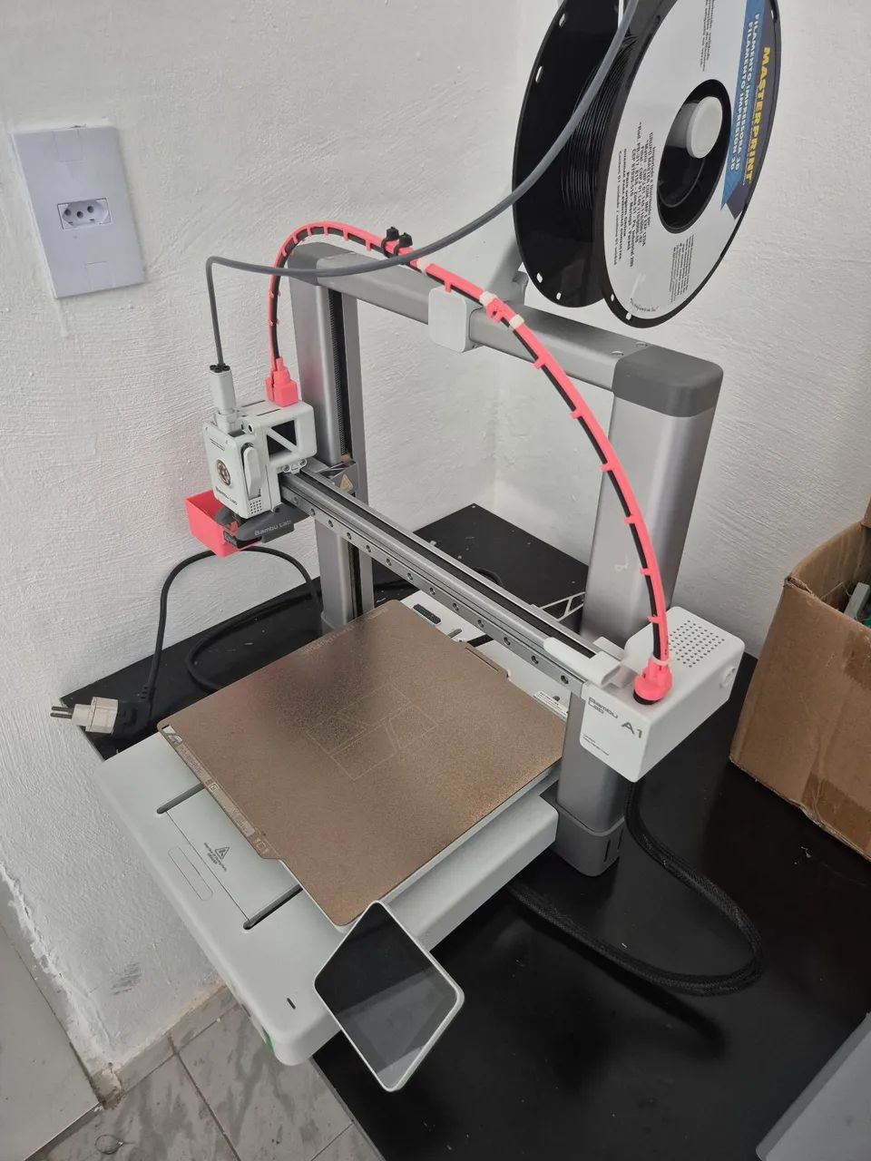 Impressora 3d A1 pouco usada