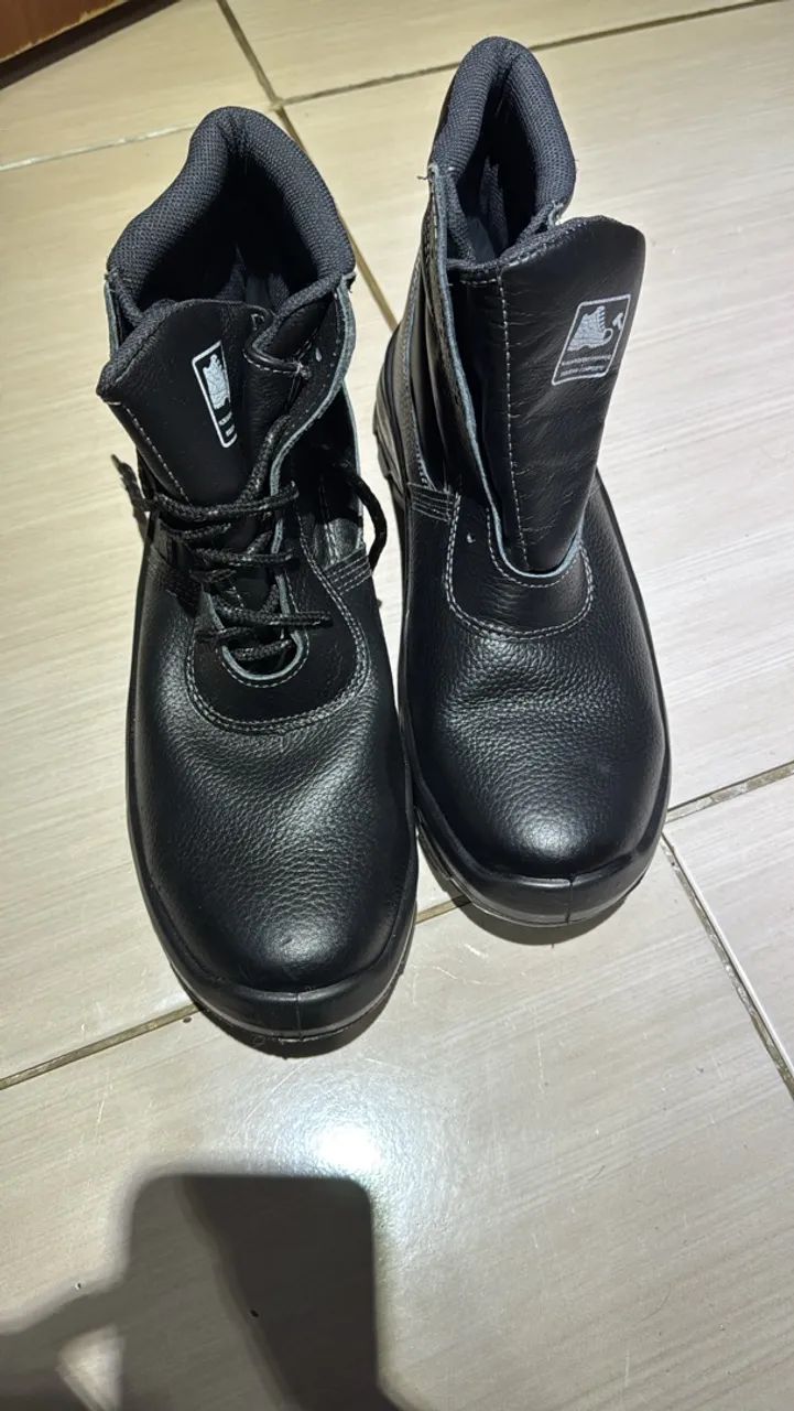 Botas de couro cano longo  - Foto 5