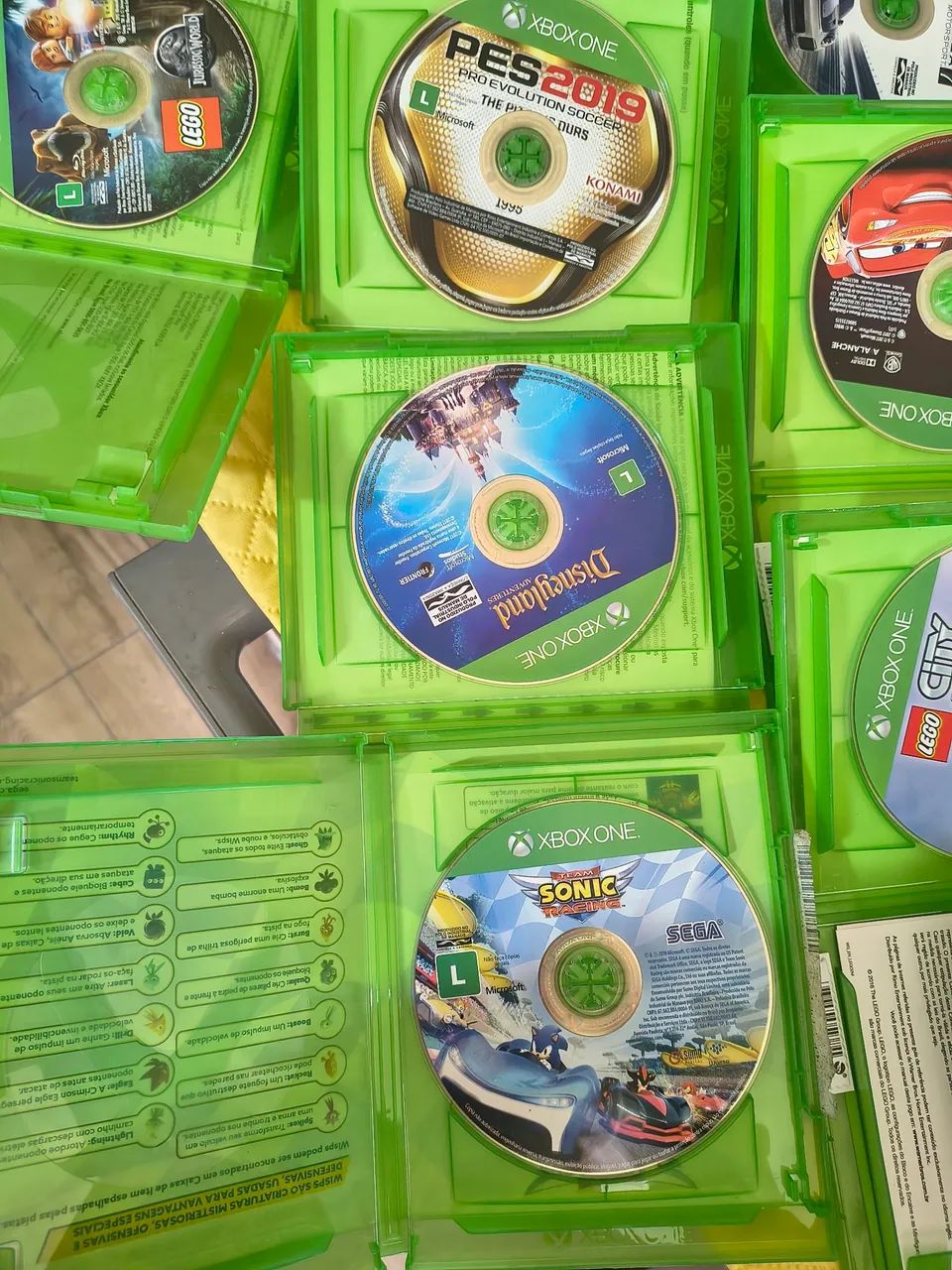 xbox one x com 14 jogos e kinet  - Foto 5