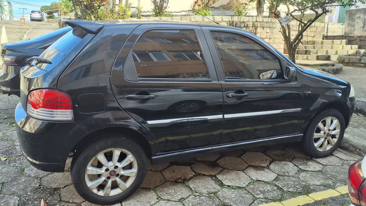 Fiat Palio Essence 1.6 Flex 16V 5P 2011 - Foto 3