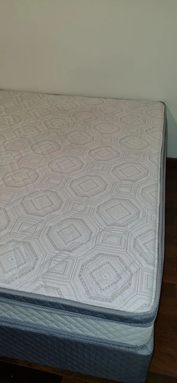 Cama box queen pouco usada - Foto 3