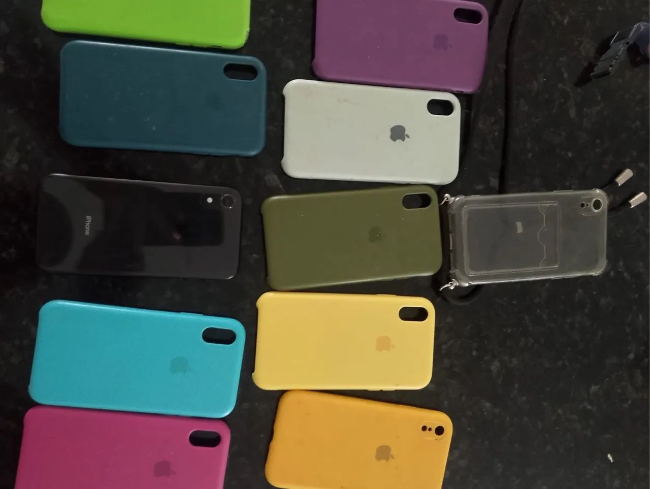 iPhone XR - 64 GB PRETO - Foto 3