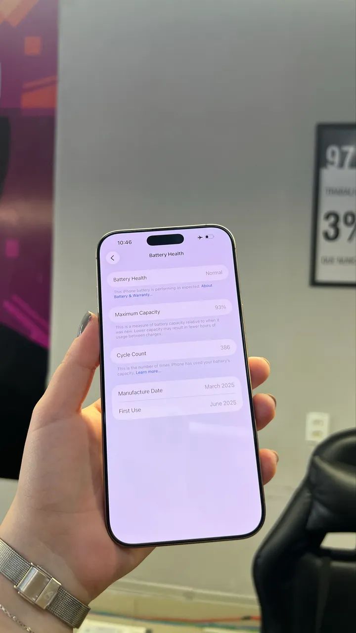 iPhone 16 Pro Max original um ano de uso  - Foto 3