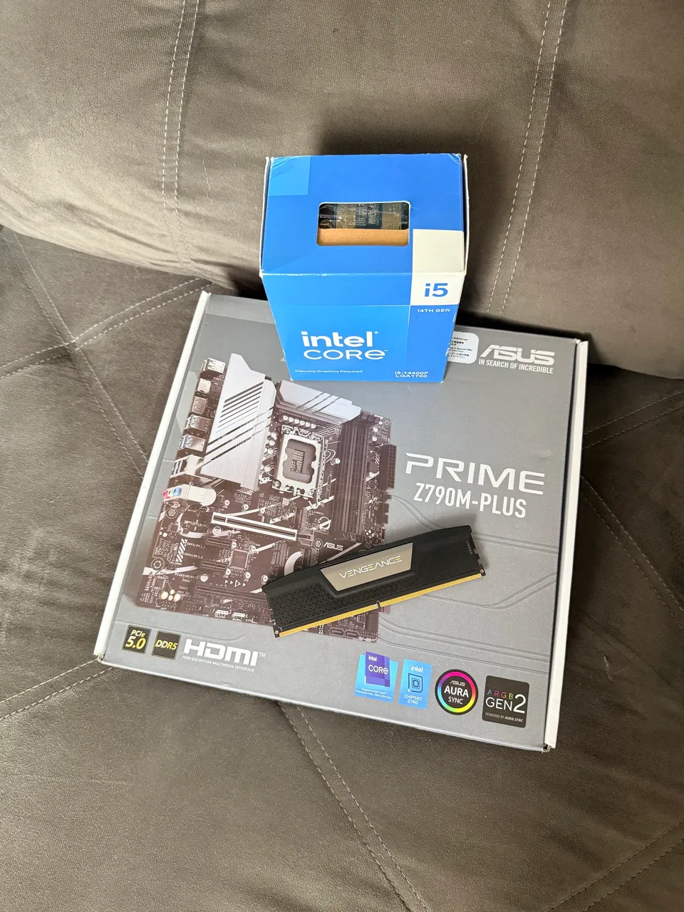 Kit Intel i7 14700kf + Asrock Z790 pro rs - Peças de Hardware