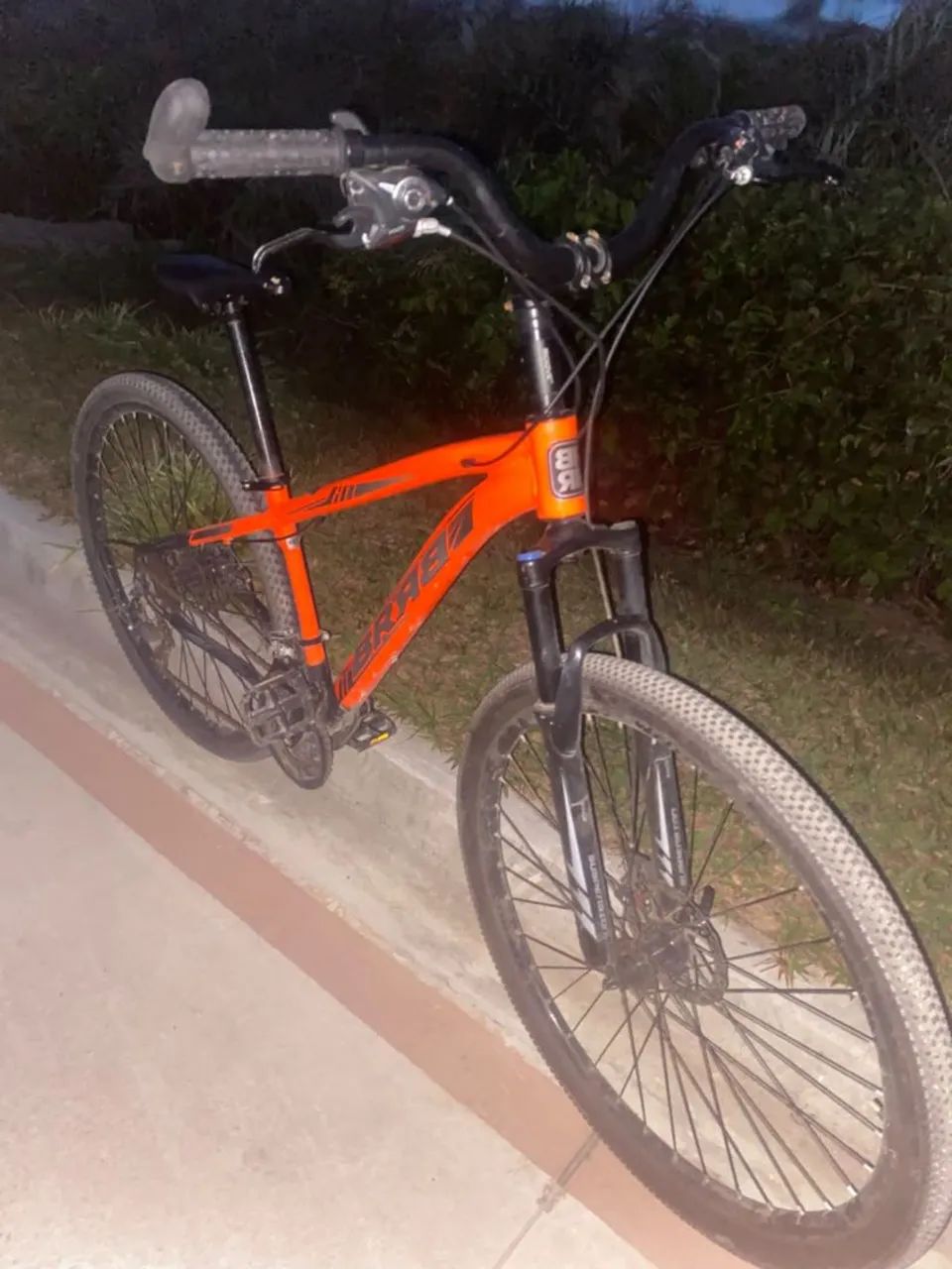 Vendo bicicleta aro 29  - Foto 2