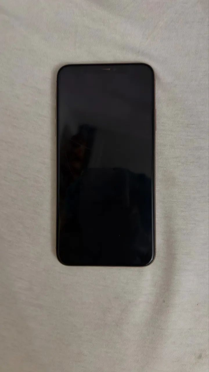 iPhone 11 Pro Max - 64GB - Excelente estado - Foto 4