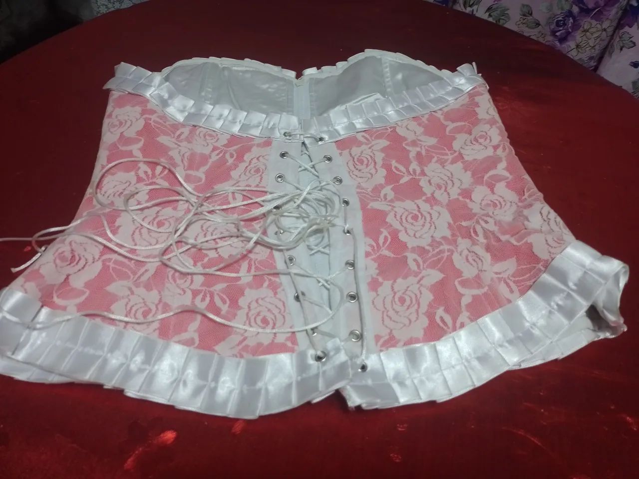 Corset Rosa forrada com Renda Branca tamanho G - Foto 2