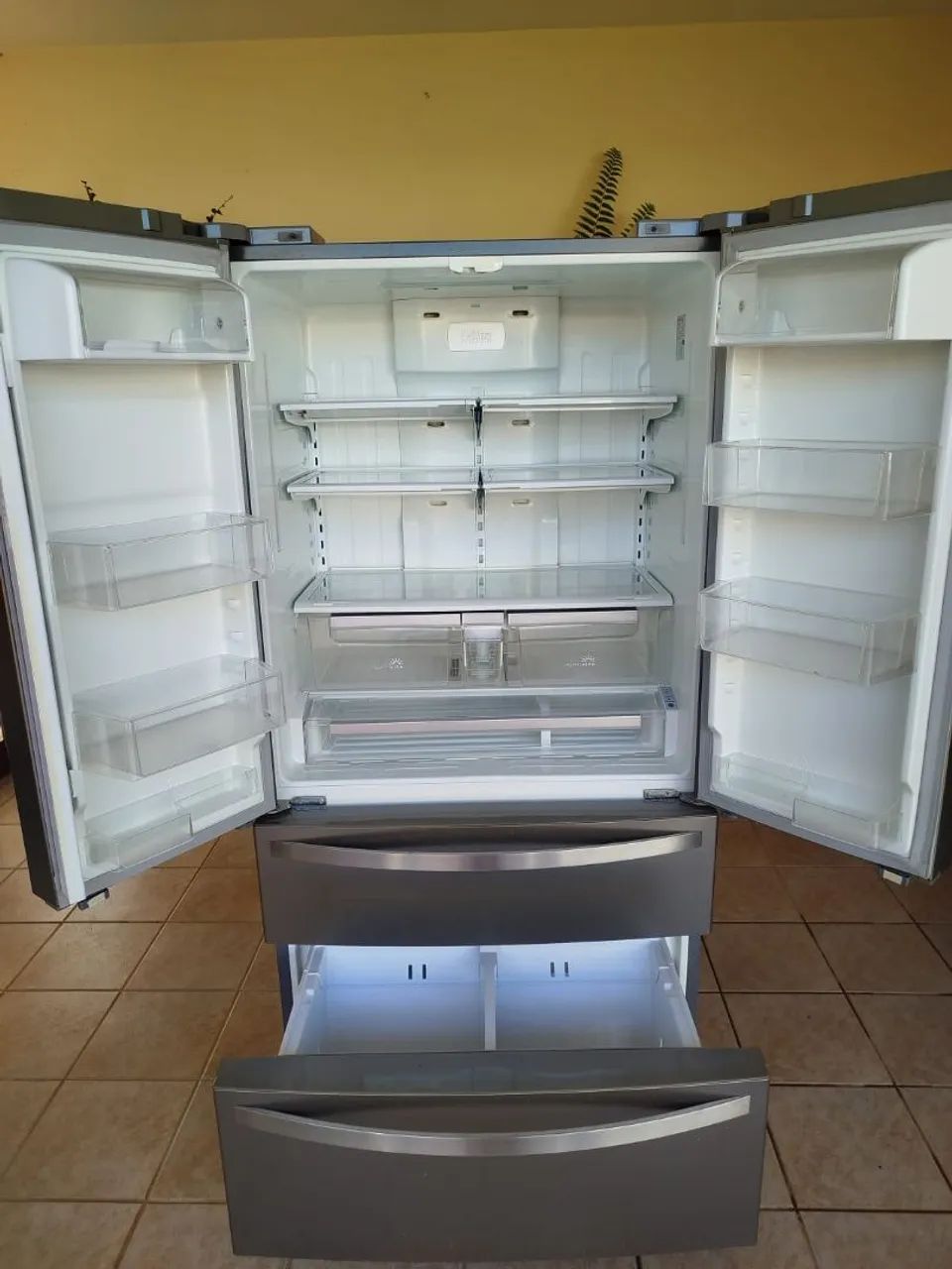 Side By Side Electrolux modelo FDD80 - Foto 3