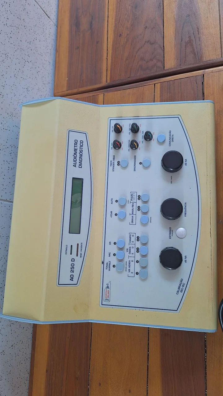 VENDO AUDIÔMETRO - Foto 3