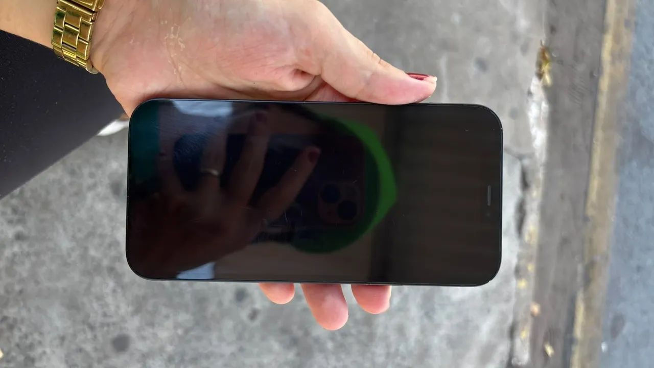 Iphone 12 - Foto 3