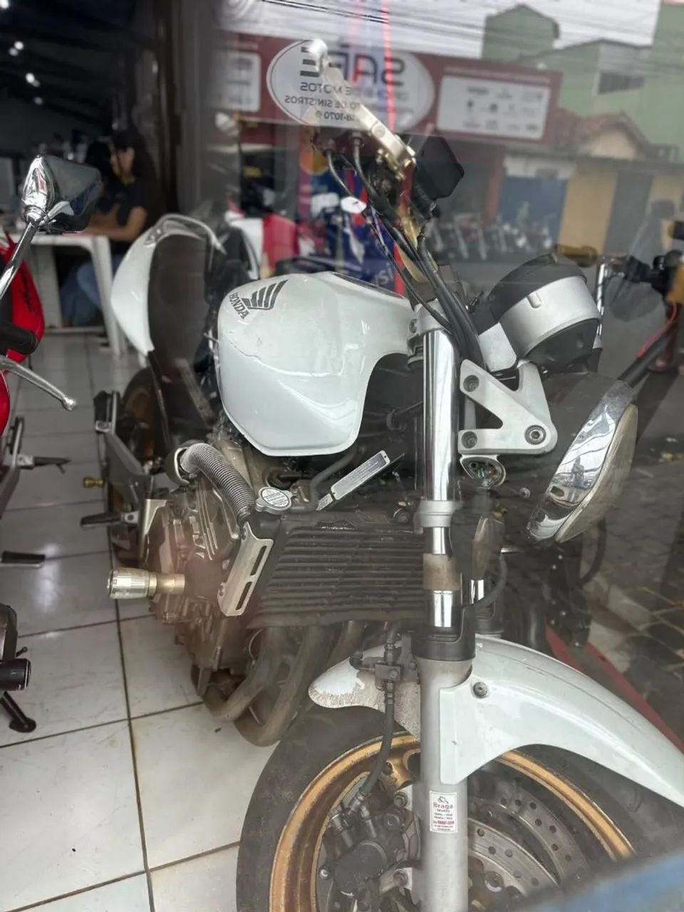 Cb 600f