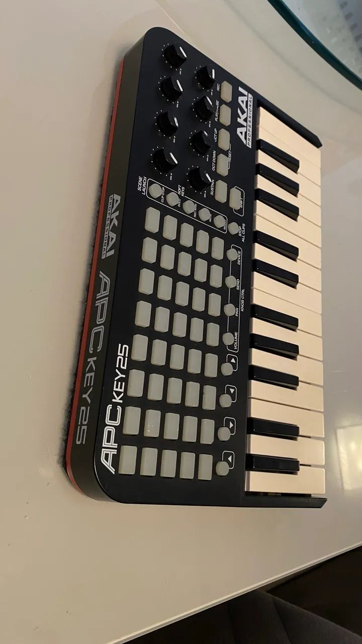 Controlador AKAI KEY25 - Foto 2