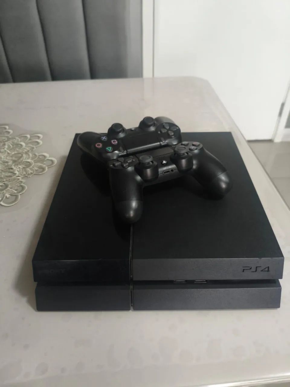 PS 4