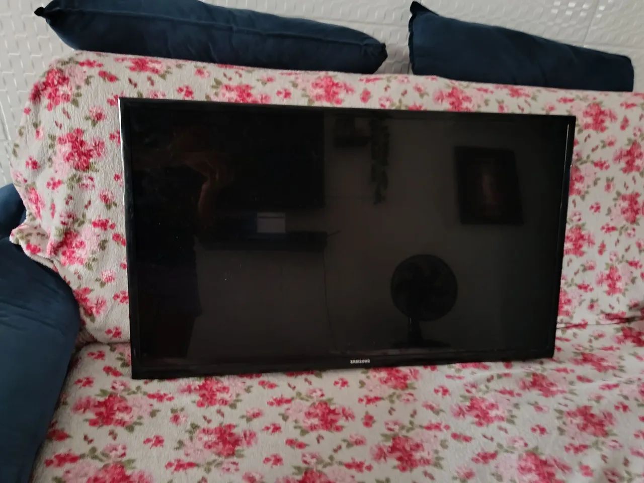 Tv  - Foto 2