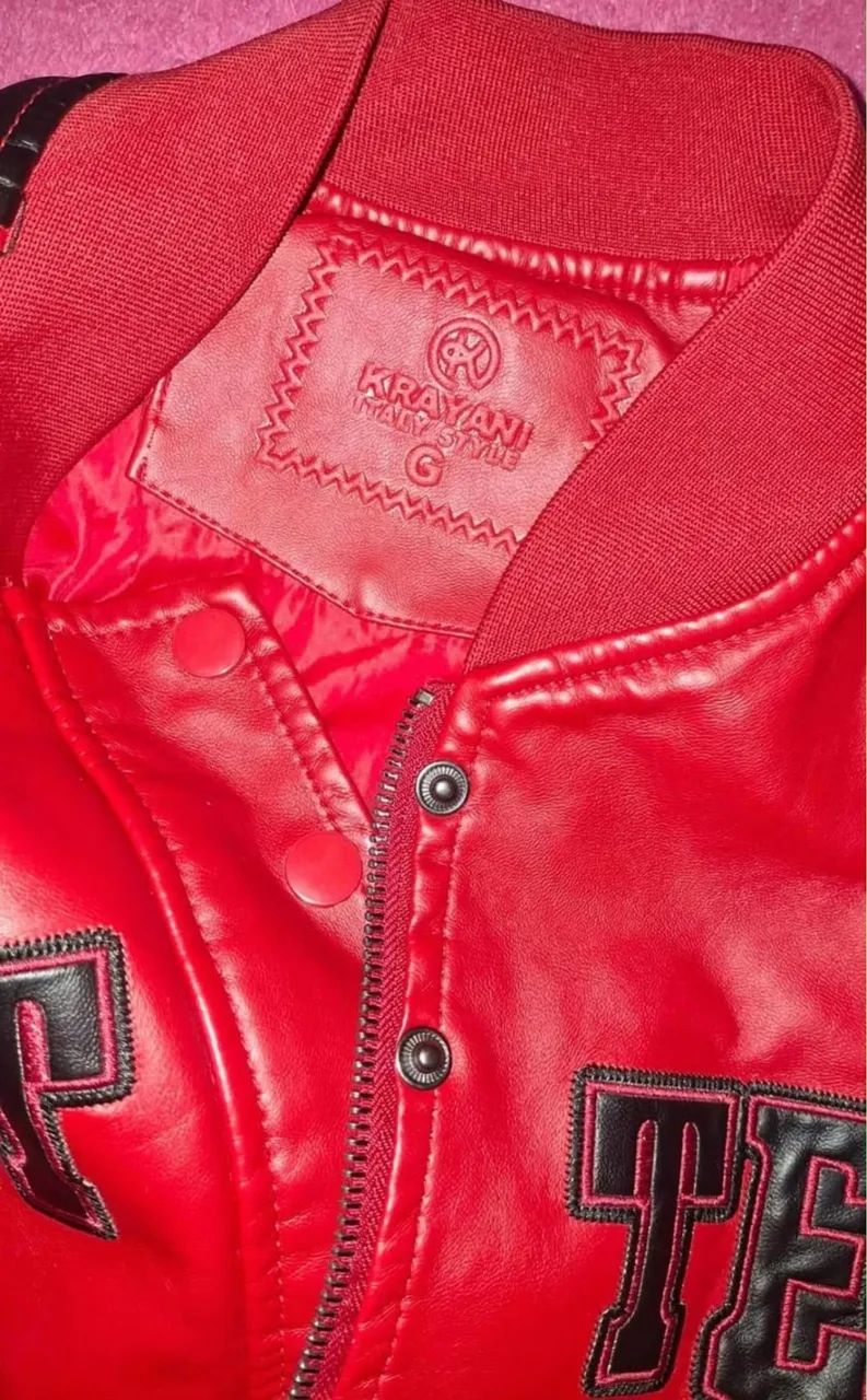 Jaqueta bomber vermelho estilo College - Foto 2