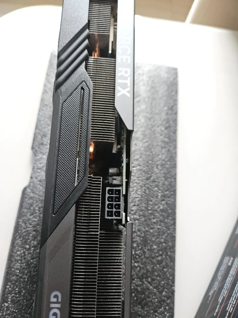 Placa de vídeo Gigabyte 4060 ti 8Gb - Foto 2
