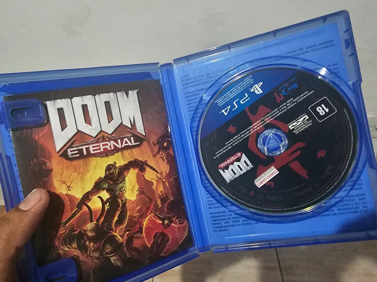 Doom coleção ps4 - Foto 3