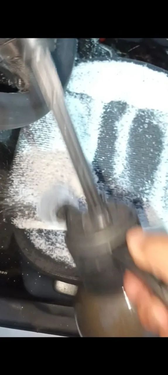 Limpeza de sofás e bancos de carro - Higienizaçao á seco  - Foto 4