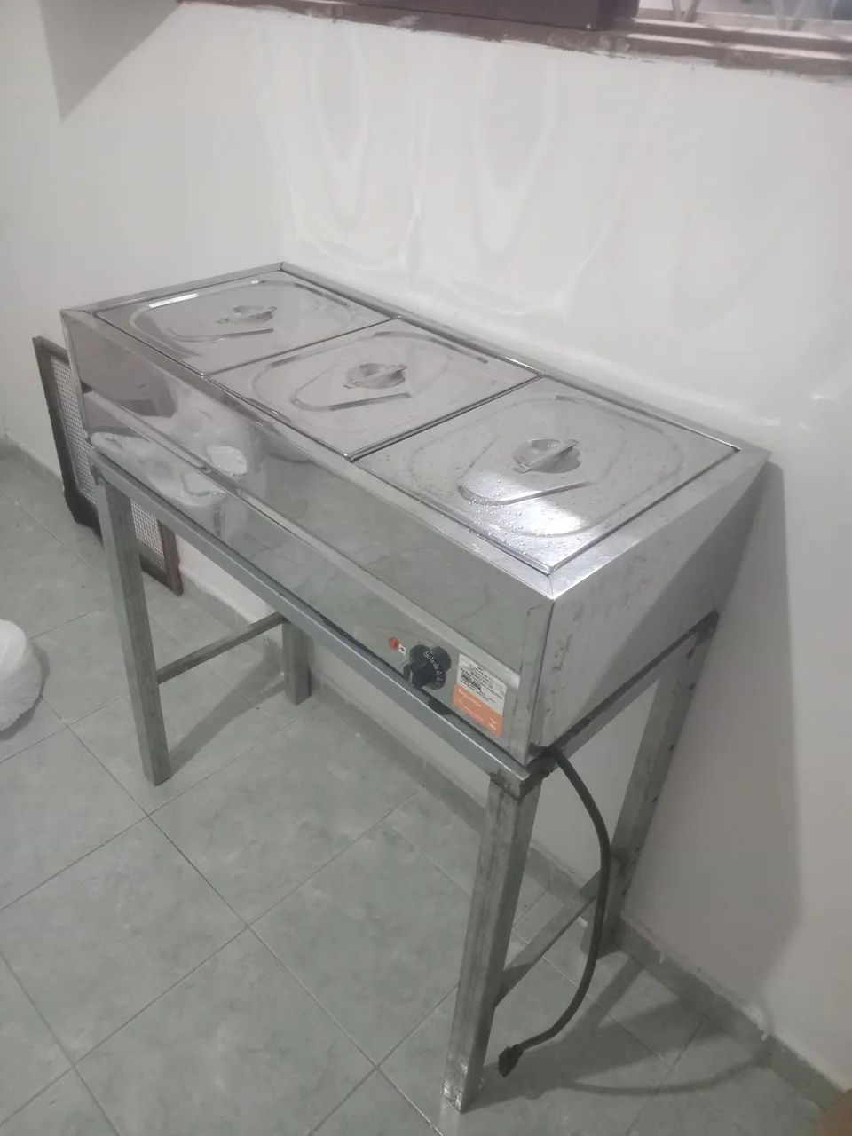 Vende se  estonfa 
