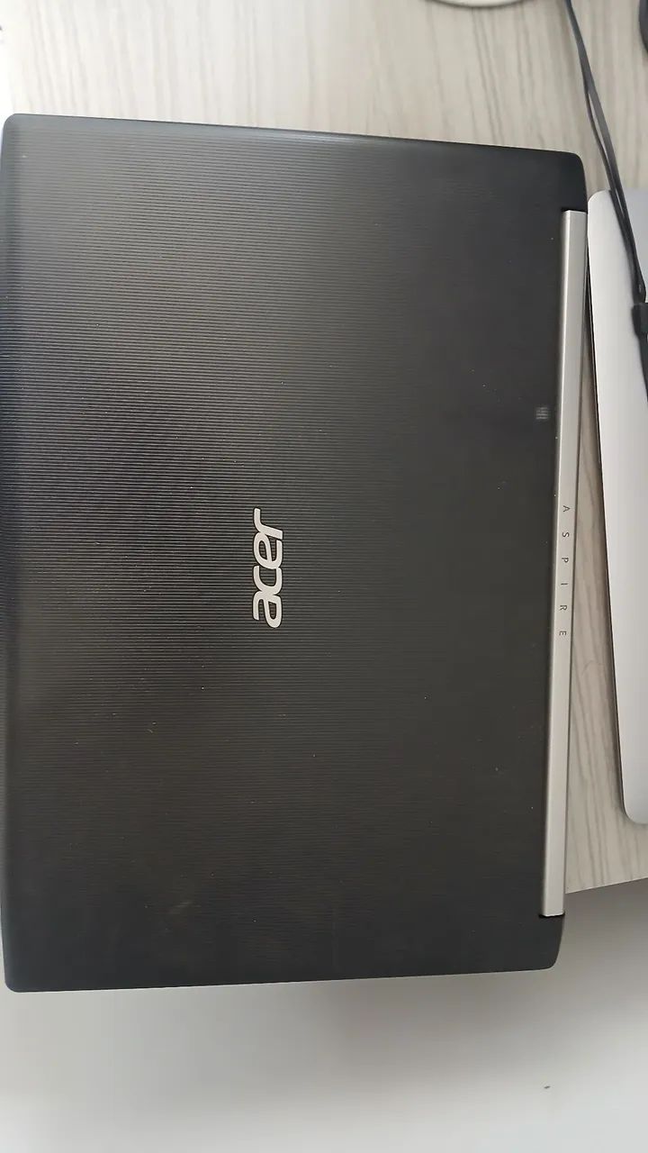 Notebook Acer com defeito na tela - Foto 5
