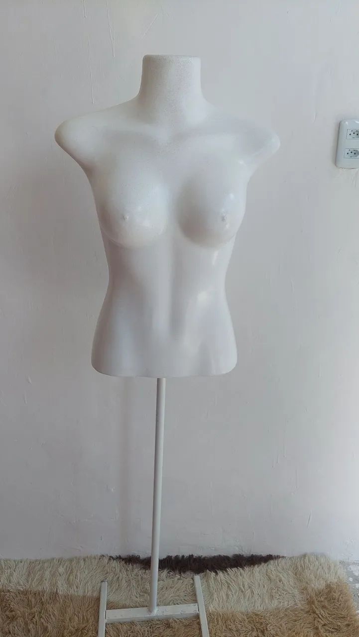 Busto com pedesta