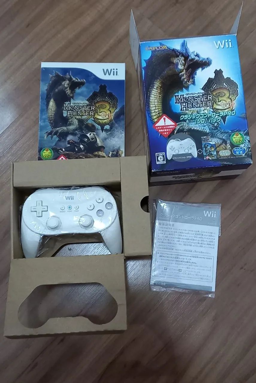BUNDLE MONSTER HUNTER 3 DO WII COM CONTROLE PRO NOVO SEM USO  - Foto 3