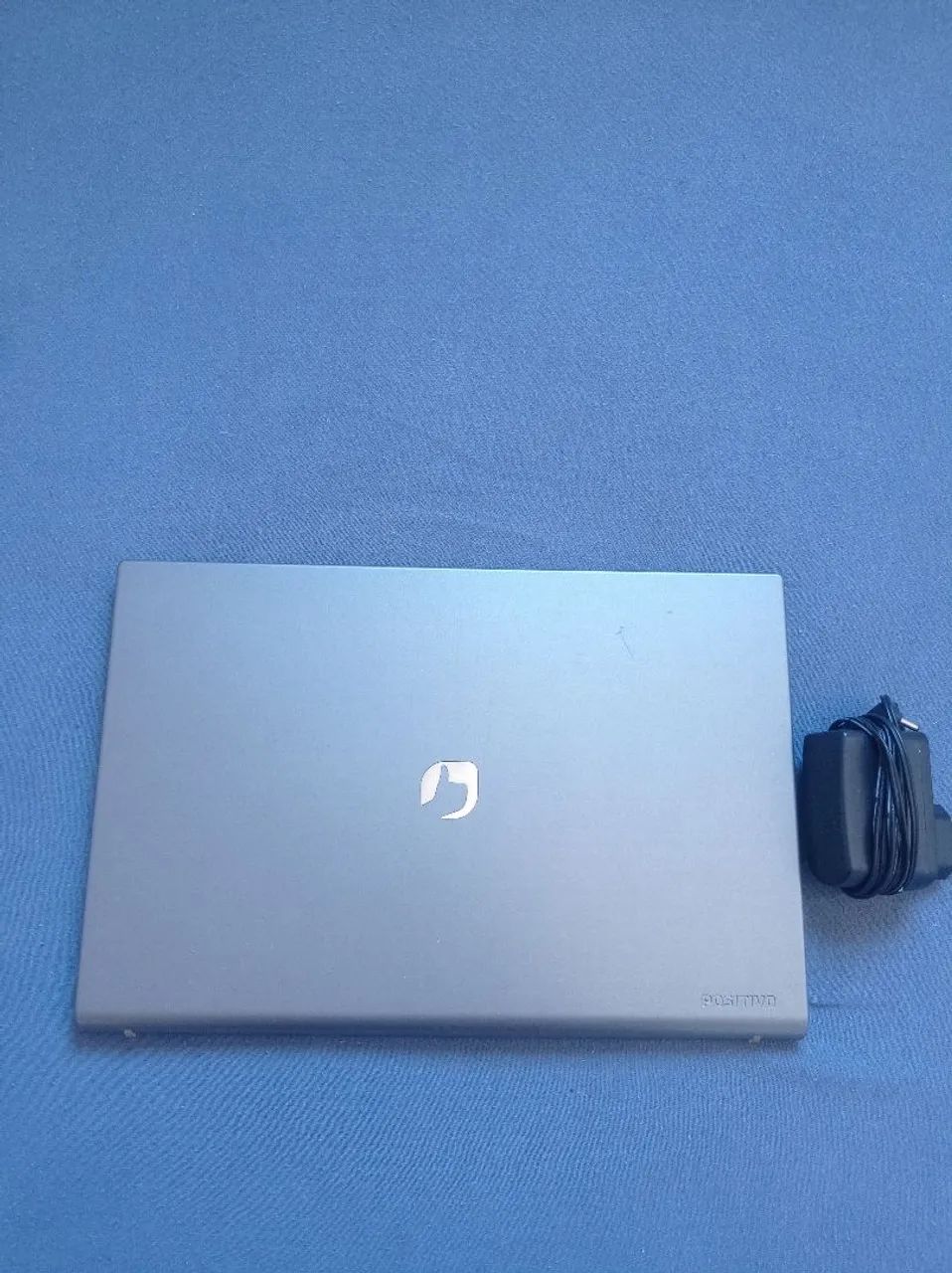 Notebook positivo com um probleminha no som mais resolve  - Foto 3