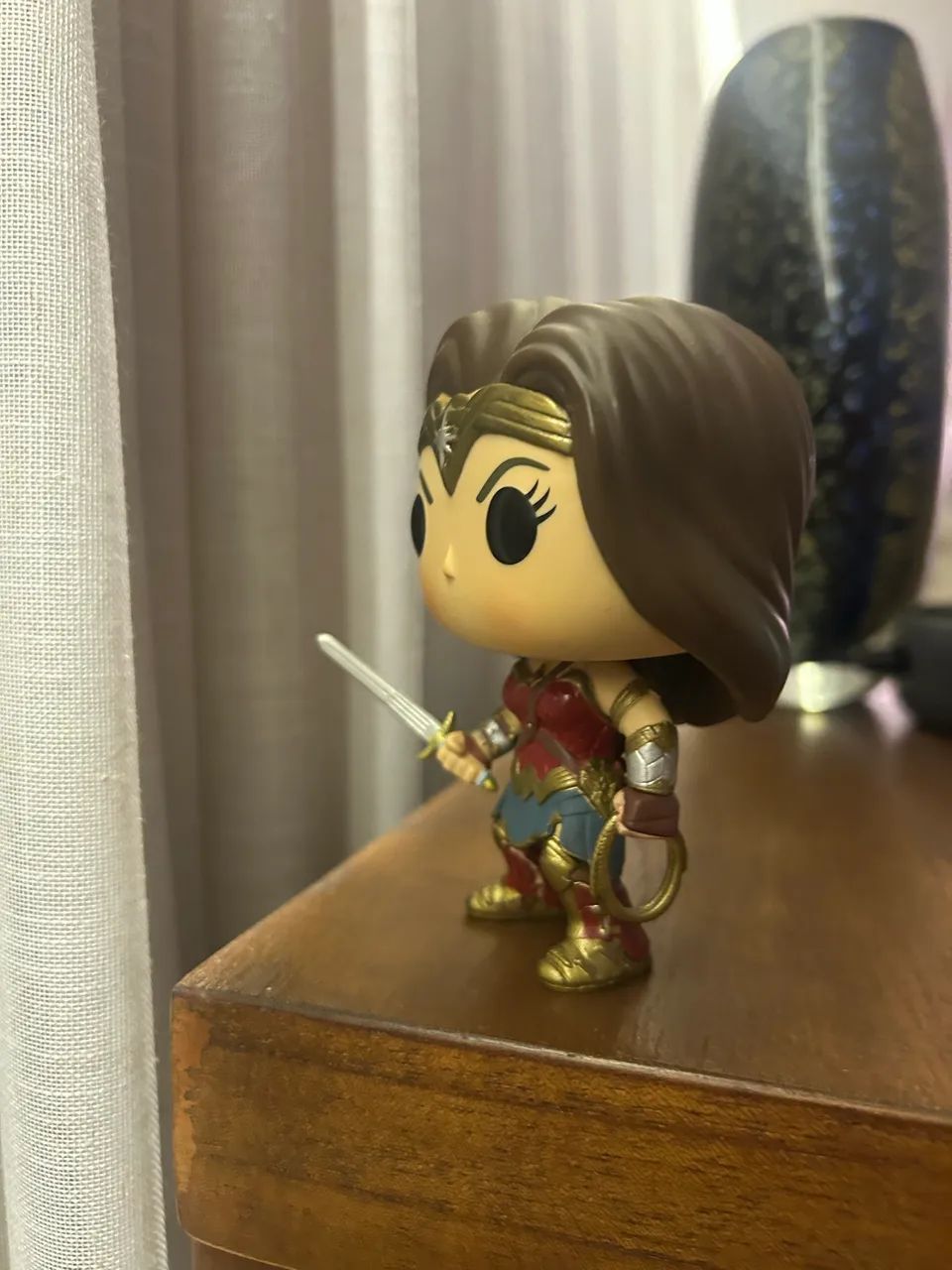 Boneco Colecionável Pop Mulher Maravilha - Foto 3