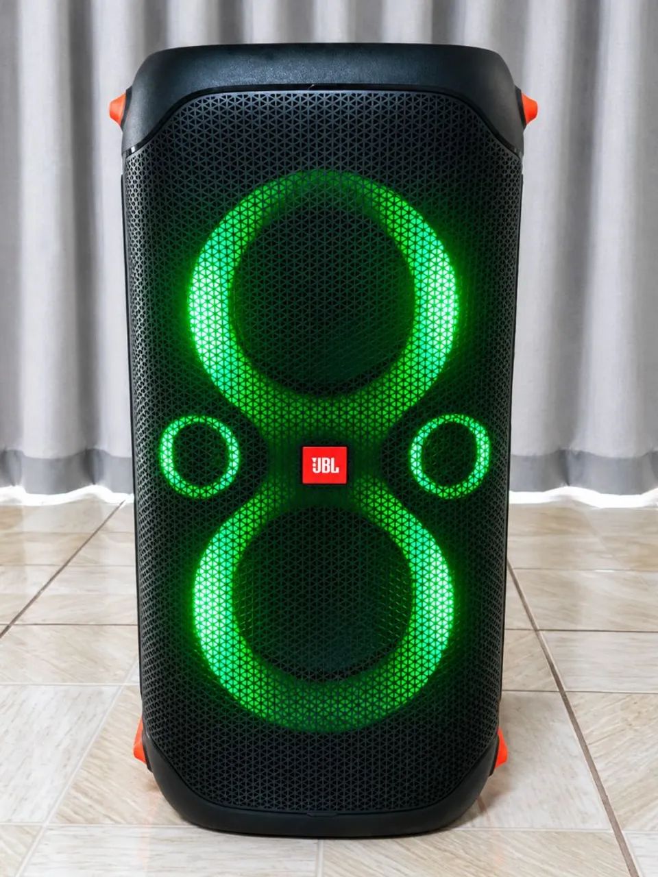 Caixa de som JBL partybox 110