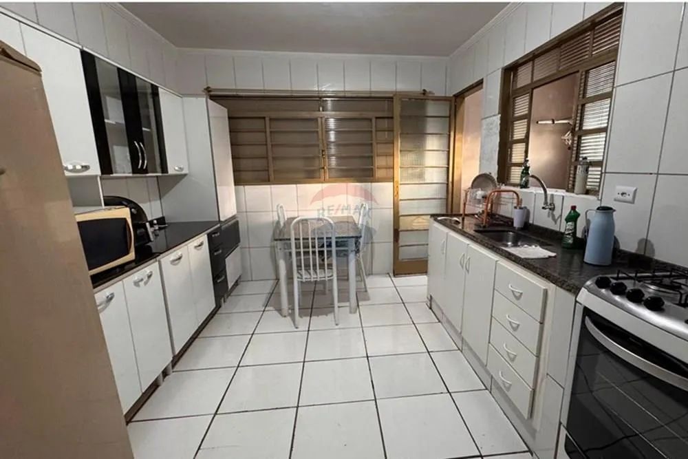 Casa Espaçosa com Lazer no Bairro Engenho Velho - Foto 5