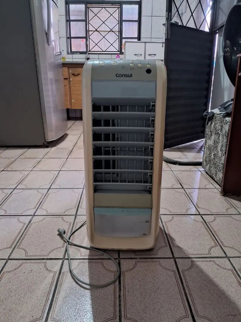 Crimatizador cônsul 110v quente/frio