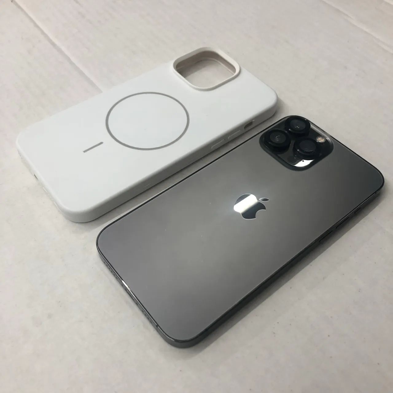 iPhone 13 Pro Max  - Foto 2