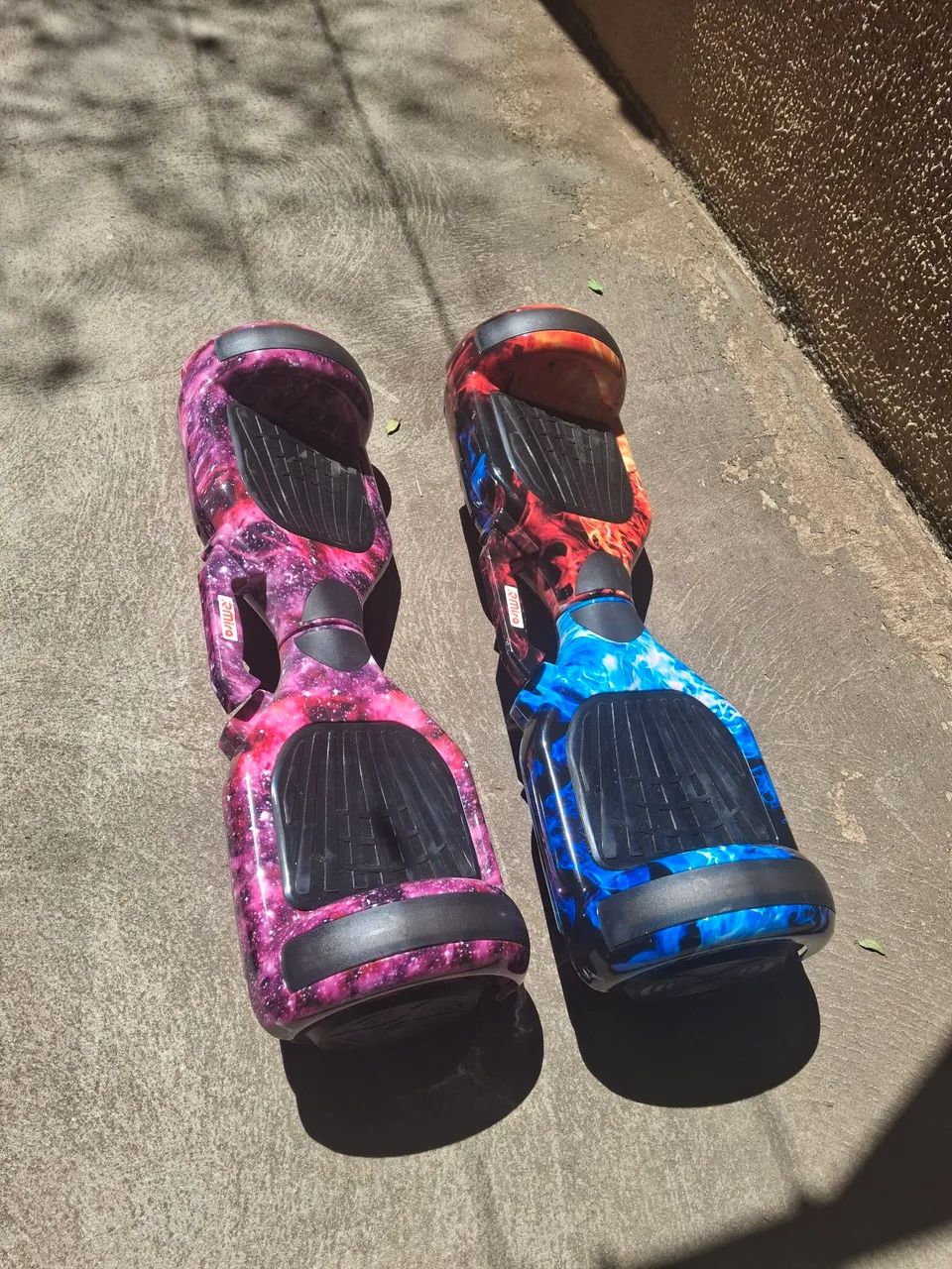 Hoverboard (Skate Elétrico) de 6,5 polegadas com Bluetooth e luzes LED