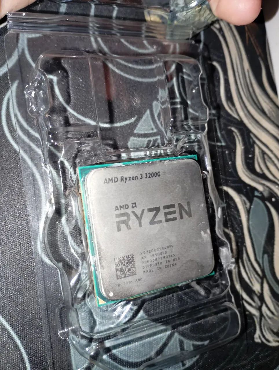 Processador Ryzen 3 3200g acompanha cooler