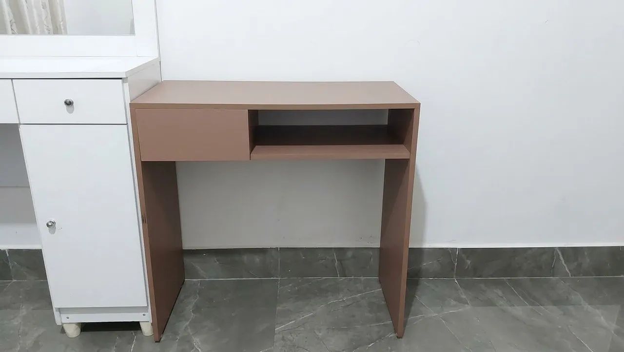 Mesa para estudo/escritório 