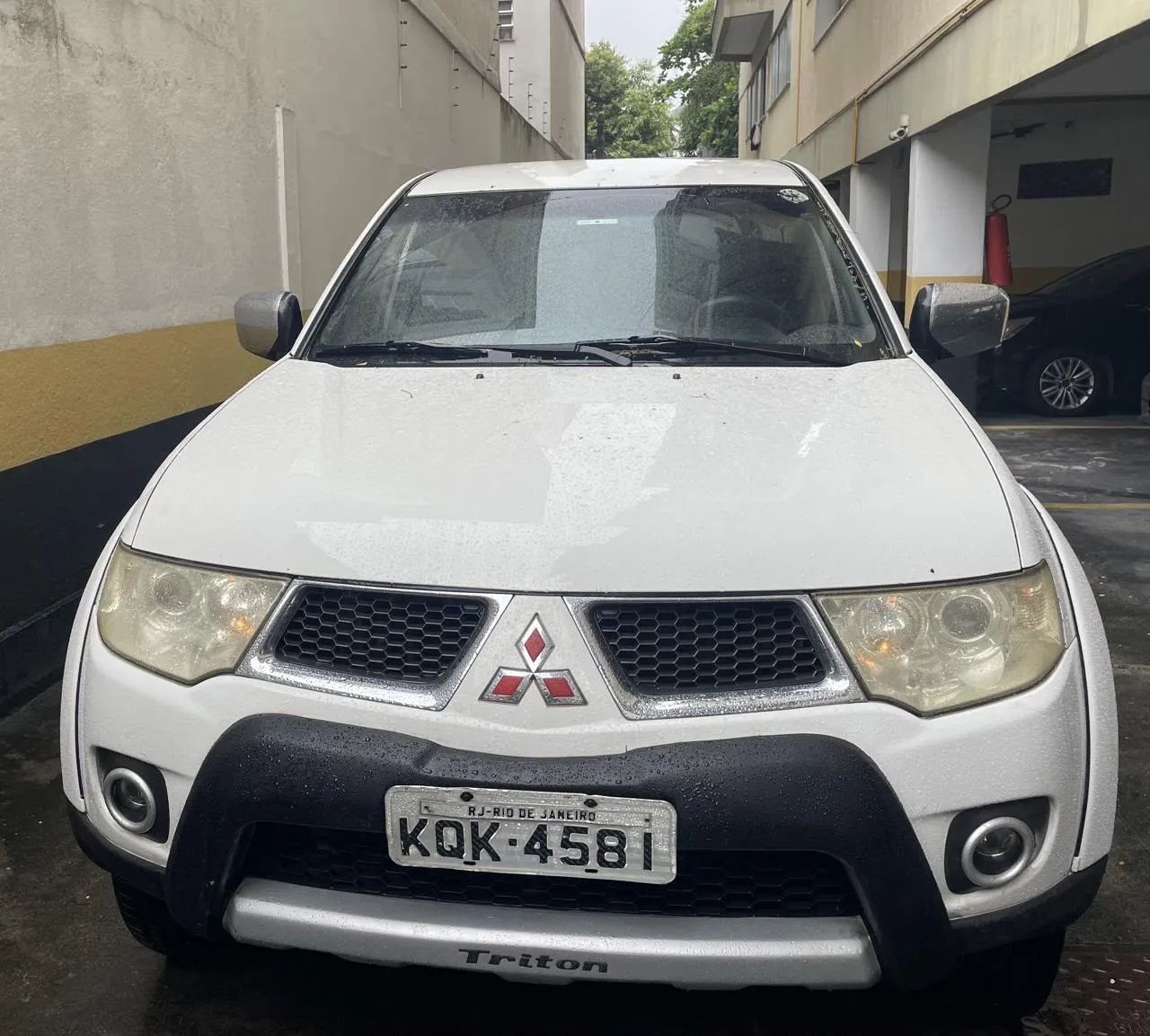 Mitsubishi L200 EVOLUTION 3.2 4X4 TB INT. DIESEL 2013