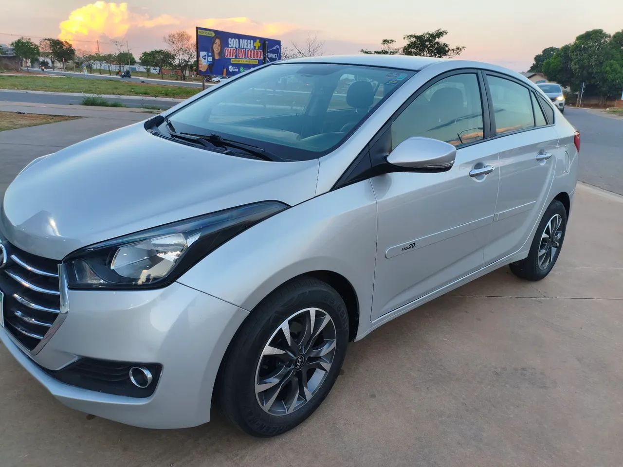 Hyundai Hb20S C.PLUS/C.STYLE1.0 FLEX 12V MEC. 4P 2017