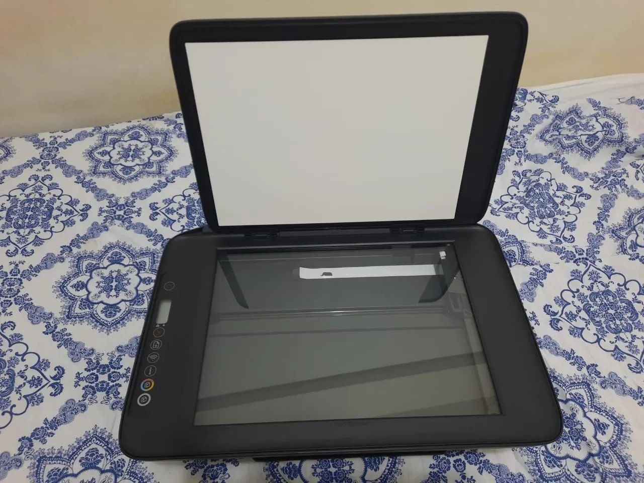 HP DeskJet Ink Advantage 2774, funcionando - Foto 2