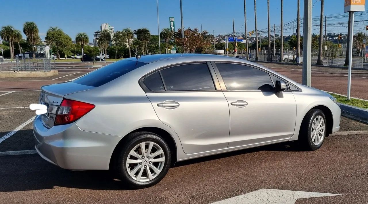 Honda Civic Civic Sedan LXR 2.0 Flexone 16V Aut. 4p 2014