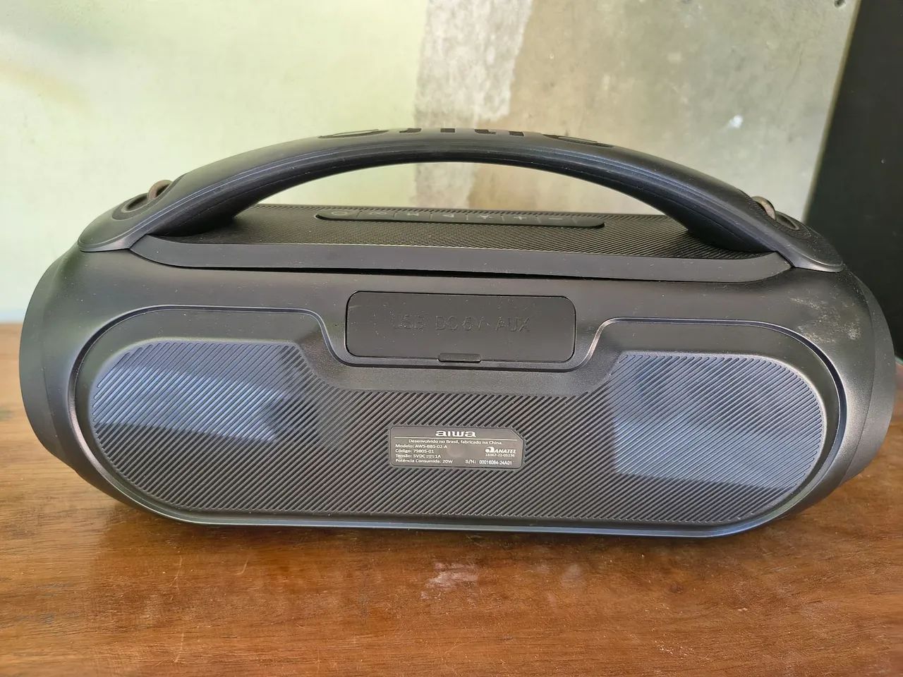Vende-se uma caixa de som portátil  - Foto 4