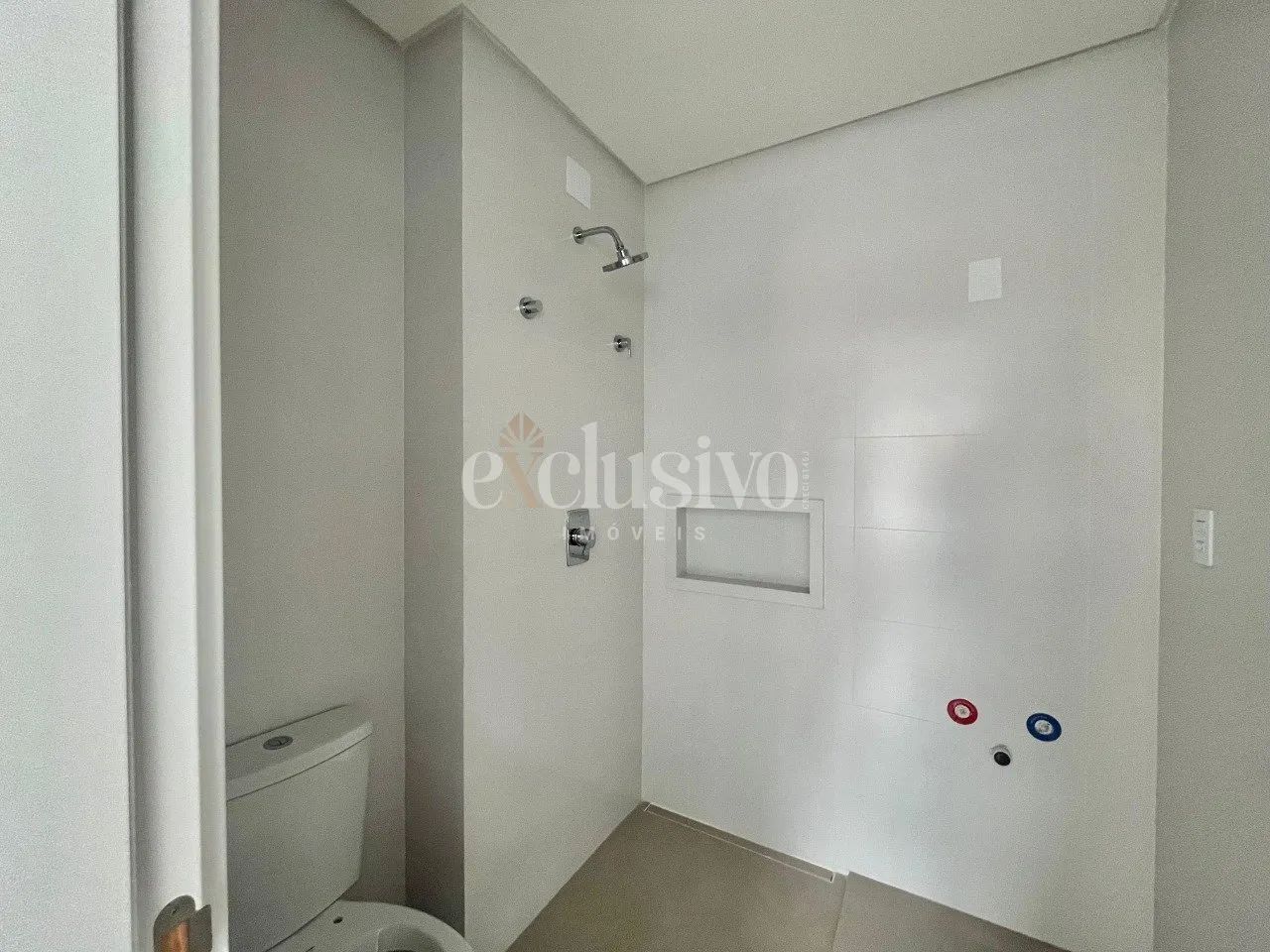 Studio em andar alto e sol da manhã no condomínio D/Nex - Foto 4